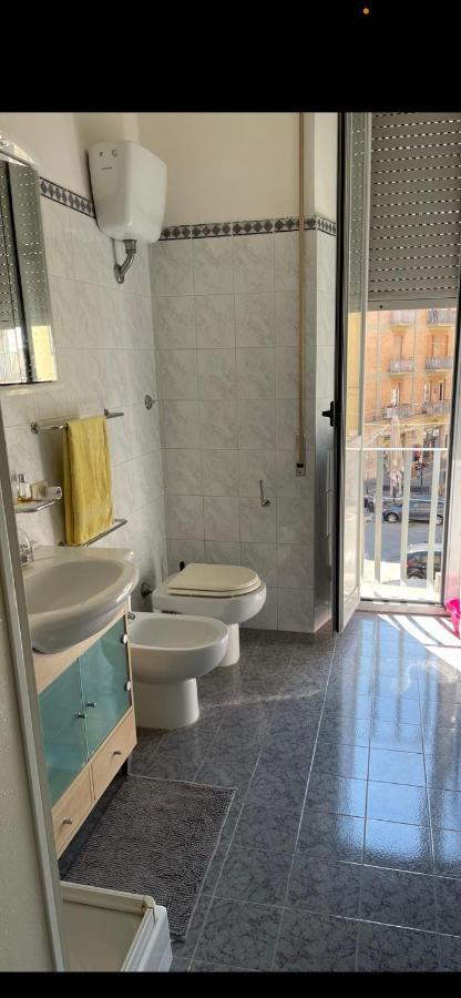 Appartamento Centralissimo Elegante Terni Exteriör bild